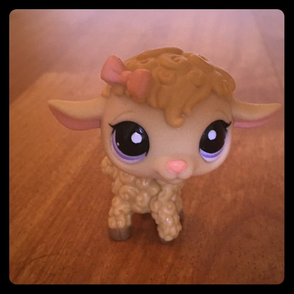 Lps yellow lamb